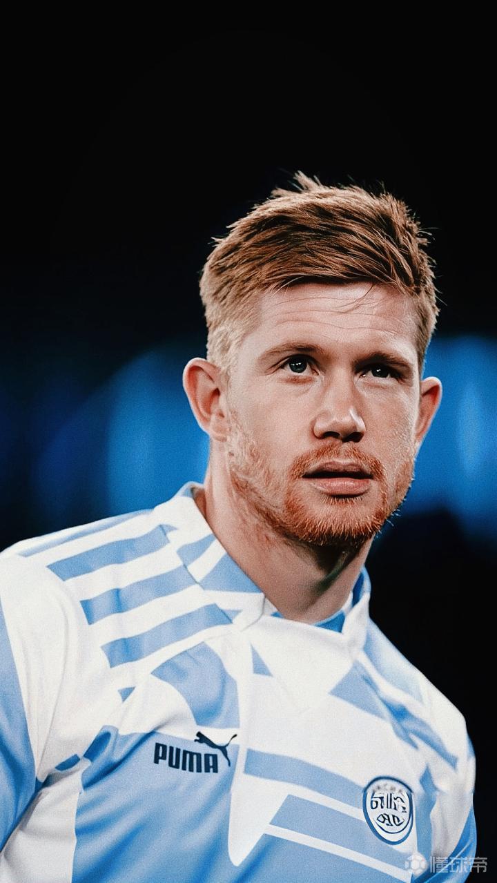 圣埃蒂安主帅：哈兰德将对阵姆巴佩在挪威几乎是全民话题（圣埃蒂安主帅：哈兰德与姆巴佩的对决在挪威掀起全民热议）