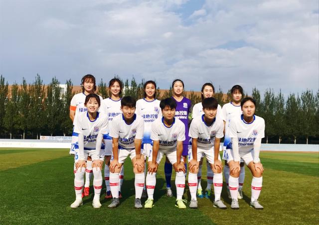 意甲裁判指派员罗基：霍伊伦应该因为肘击对手被罚下（意甲裁判主管罗基：霍伊伦因肘击本应被红牌罚下）