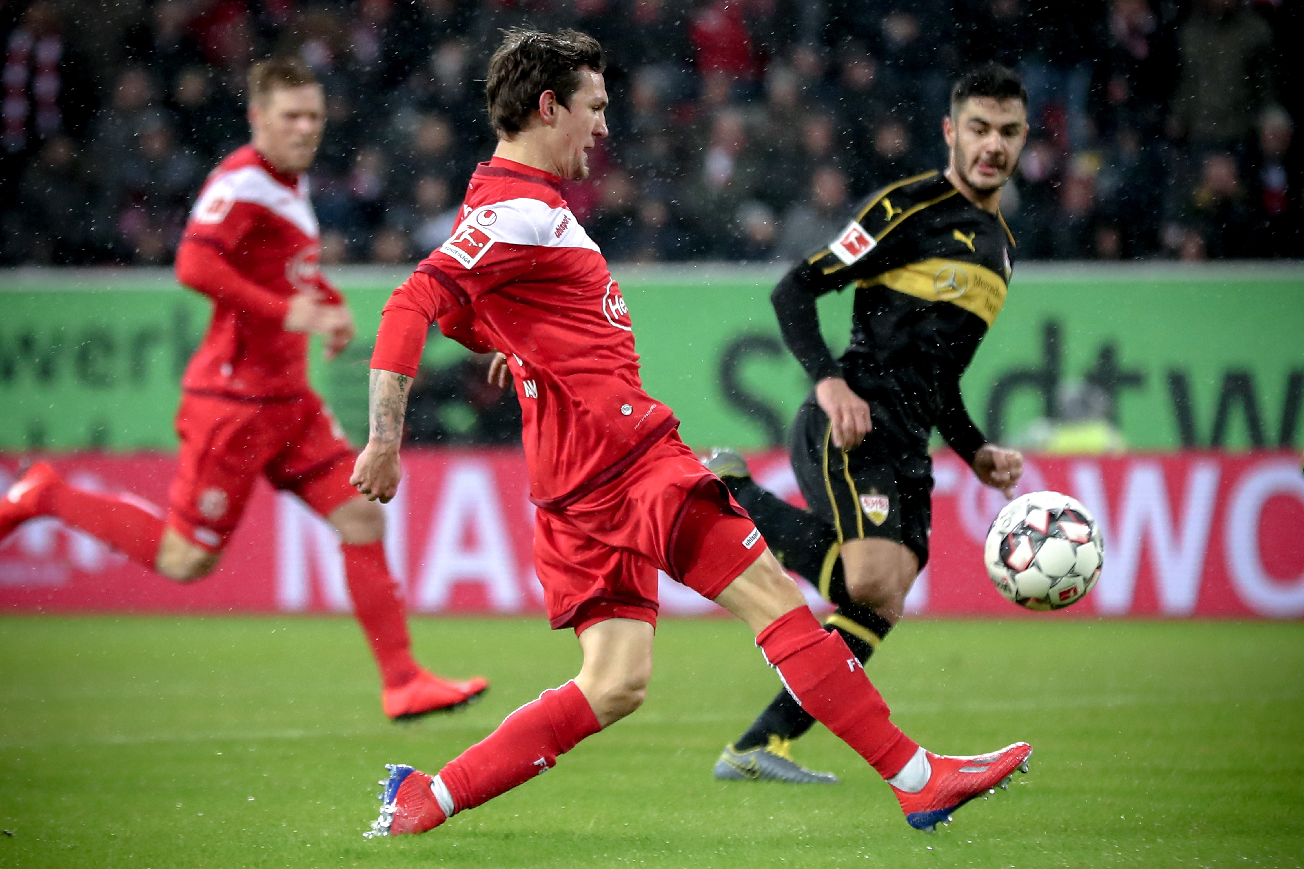 国米官方：百威成为俱乐部官方啤酒合作伙伴以及区域合作伙伴（国际米兰官宣：百威成为俱乐部官方啤酒赞助商兼区域合作伙伴）